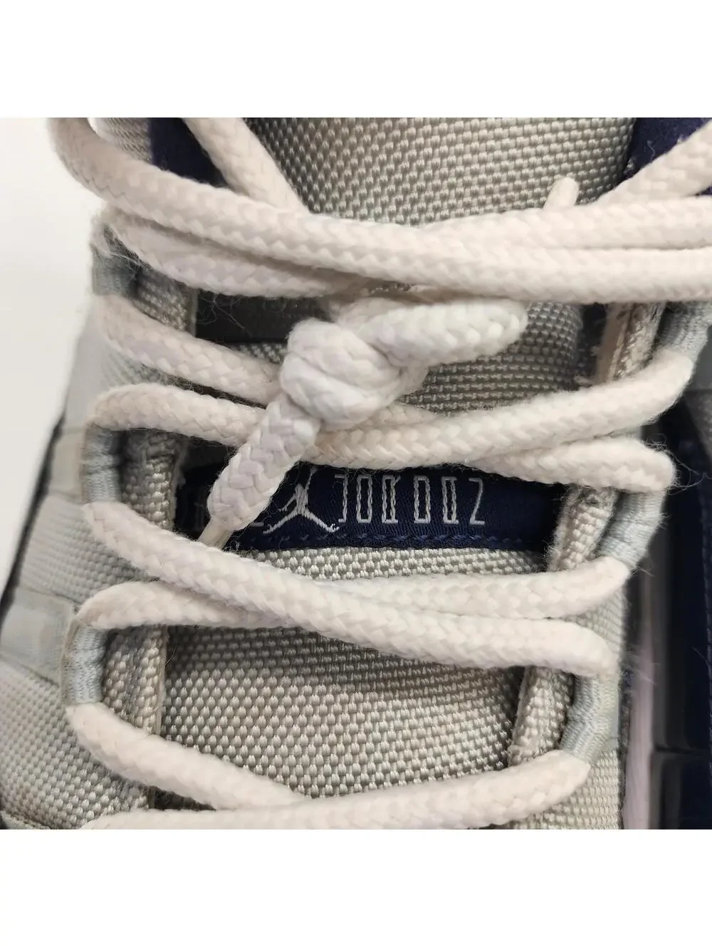 Air Jordan 11 Retro Low Georgetown Navy White Gum Mens Size 12 528895-407 - Picture 6 of 8